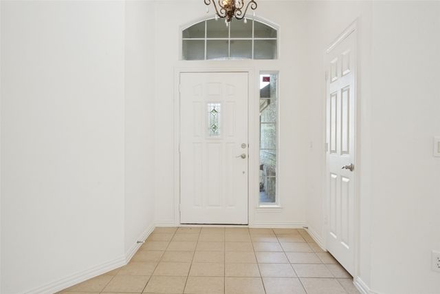 11009 Southerland Drive, Denton, TX 76207