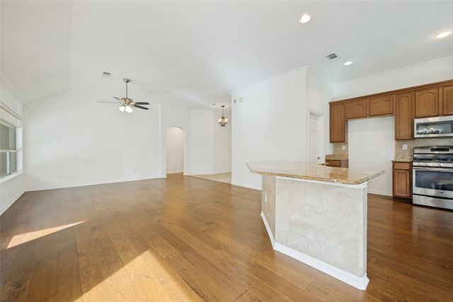11009 Southerland Drive, Denton, TX 76207