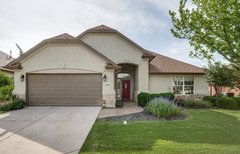 11009 Southerland Drive, Denton, TX 76207