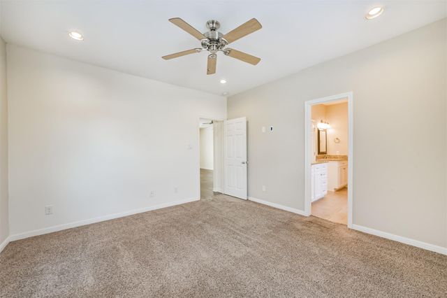 5305 Avenue J, Houston, TX 77011
