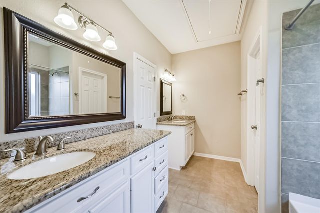 5305 Avenue J, Houston, TX 77011