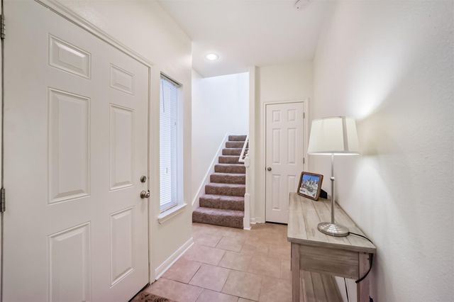 5305 Avenue J, Houston, TX 77011