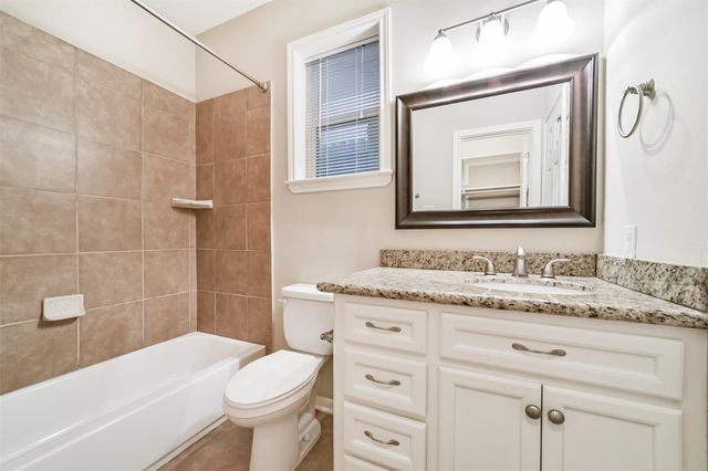 5305 Avenue J, Houston, TX 77011