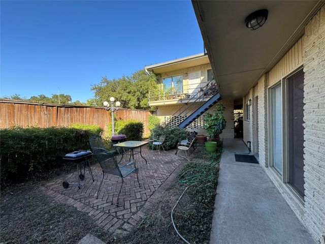 807 Heights Boulevard 8, Houston, TX 77007