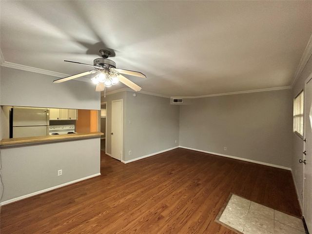 807 Heights Boulevard 8, Houston, TX 77007