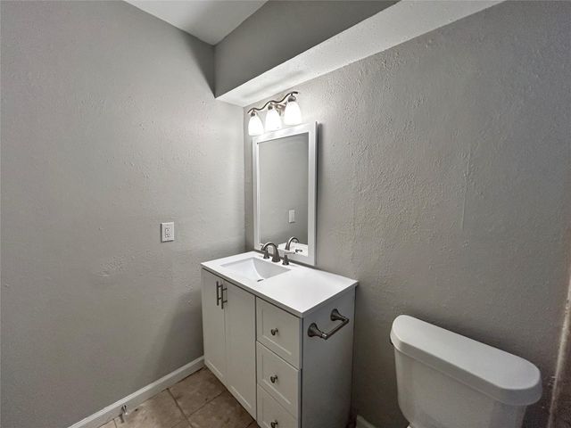 807 Heights Boulevard 8, Houston, TX 77007