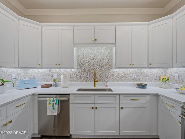 3074 Isles Way, New Smyrna Beach, FL 32168