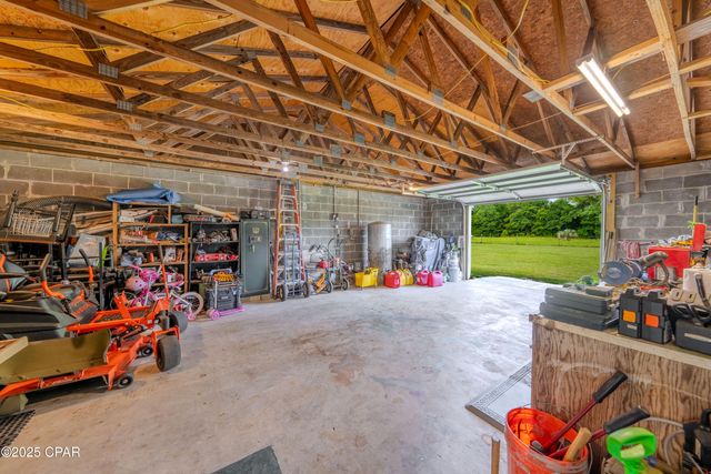 6454 Hartsfield Road, Greenwood, FL 32443