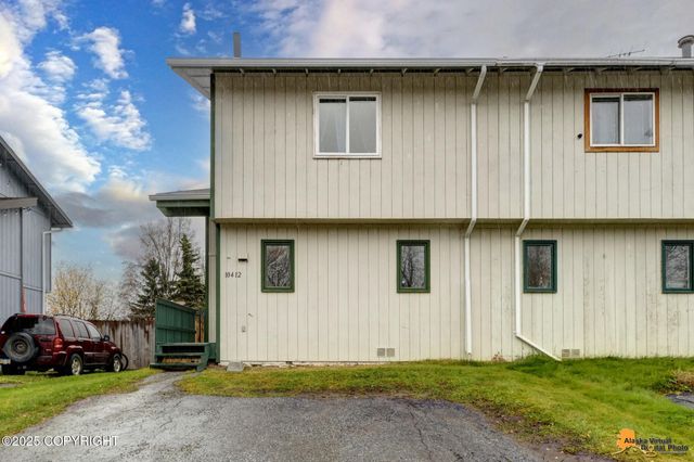 10412 Thimble Berry Drive, Anchorage, AK 99515