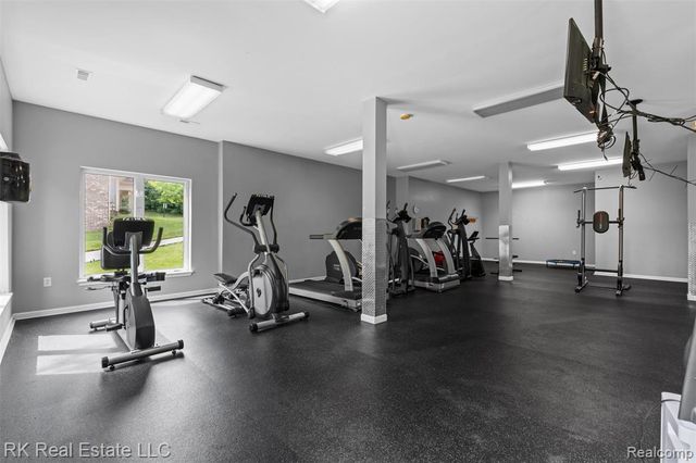 804 Brandon Avenue, Pontiac, MI 48340