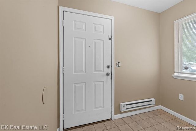 804 Brandon Avenue, Pontiac, MI 48340