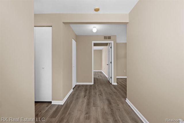 804 Brandon Avenue, Pontiac, MI 48340