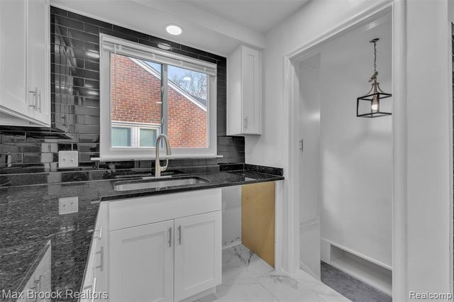 1257 S. Eton, Birmingham, MI 48009