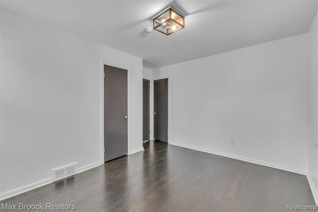 1257 S. Eton, Birmingham, MI 48009