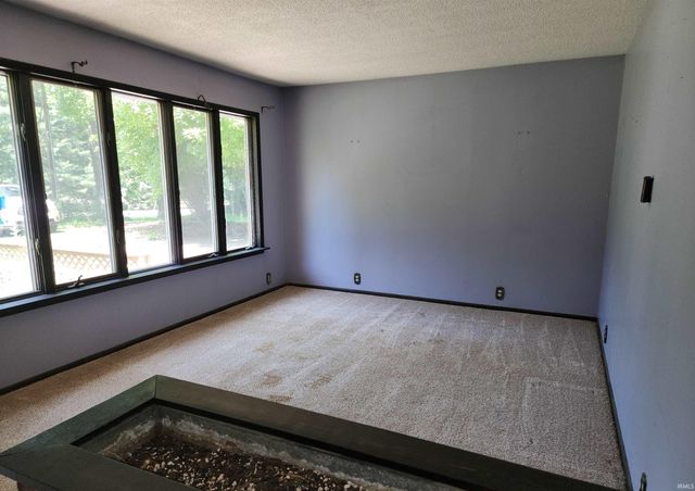 6600 S 300 E, Hamilton, IN 46742