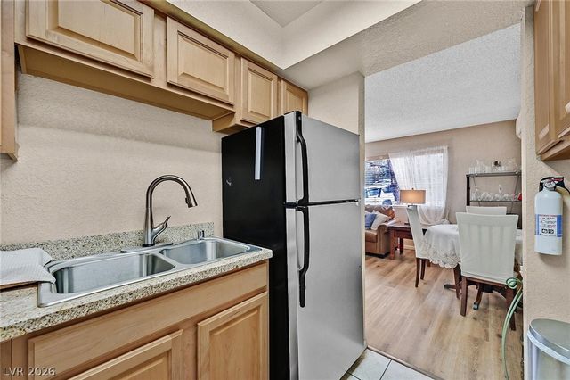 100 South Crestline Drive 65, Las Vegas, NV 89107