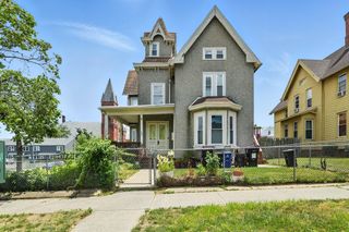 180 Pine Street, Holyoke, MA 01040