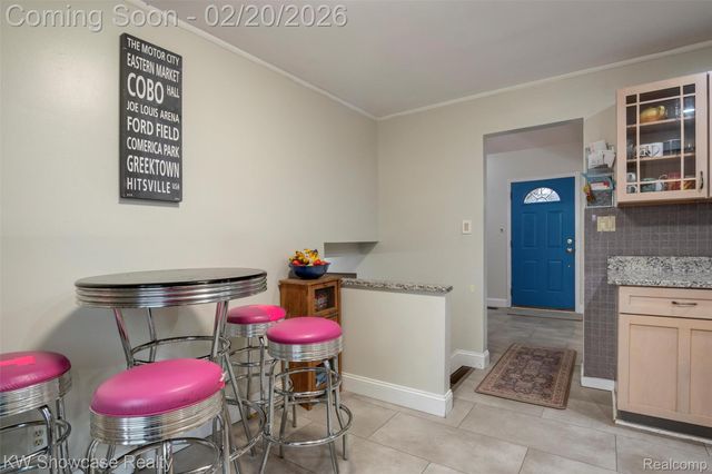 41133 Ivywood Lane, Plymouth Charter Township, MI 48170