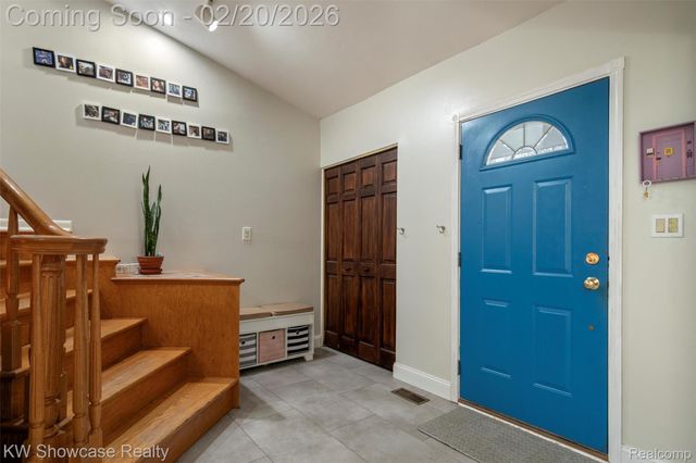 41133 Ivywood Lane, Plymouth Charter Township, MI 48170