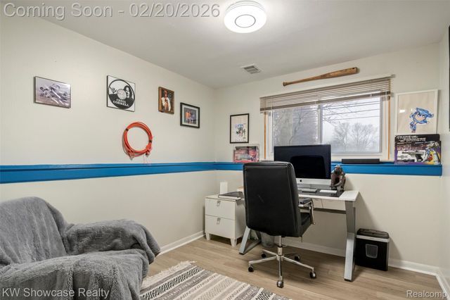 41133 Ivywood Lane, Plymouth Charter Township, MI 48170