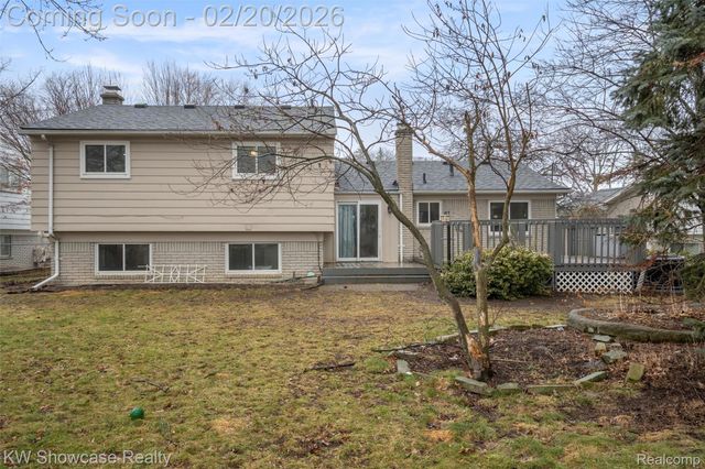 41133 Ivywood Lane, Plymouth Charter Township, MI 48170