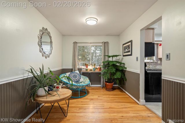 41133 Ivywood Lane, Plymouth Charter Township, MI 48170