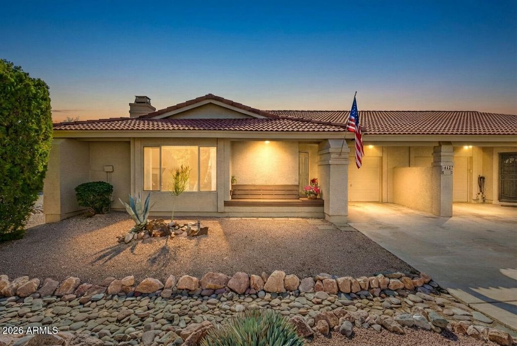 Image 1 of property listing at 14427 N SHERWOOD Drive A, Fountain Hills, AZ 85268