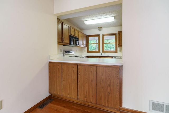 3741 Baybridge Lane, Dublin, OH 43016