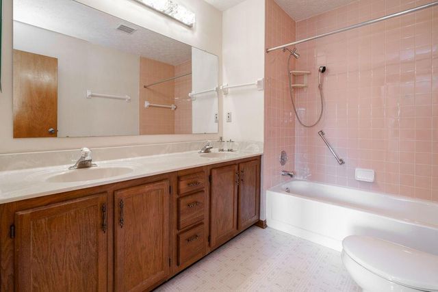 3741 Baybridge Lane, Dublin, OH 43016