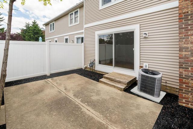 3741 Baybridge Lane, Dublin, OH 43016