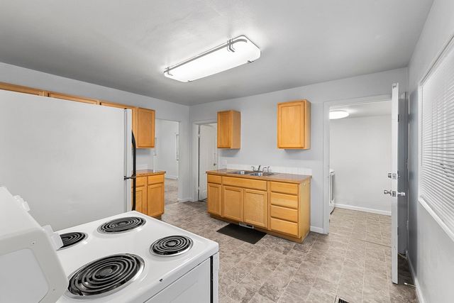 2115 W Dean Ave, Spokane, WA 99201