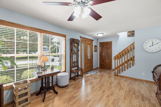 735 SE Melrose Drive, Waukee, IA 50263