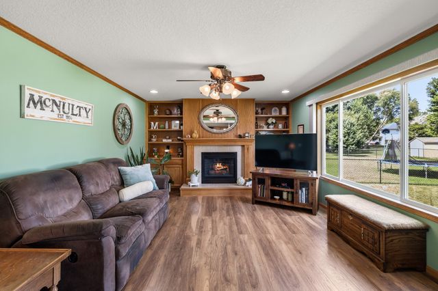 735 SE Melrose Drive, Waukee, IA 50263