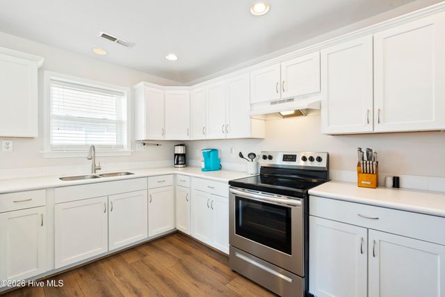 206 Greenville Avenue Unit A, Carolina Beach, NC 28428