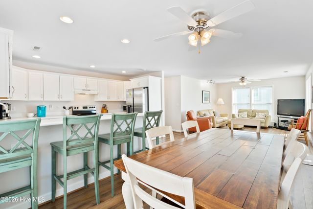 206 Greenville Avenue Unit A, Carolina Beach, NC 28428