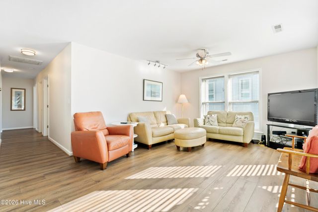 206 Greenville Avenue Unit A, Carolina Beach, NC 28428