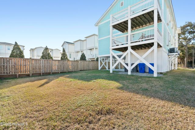 206 Greenville Avenue Unit A, Carolina Beach, NC 28428