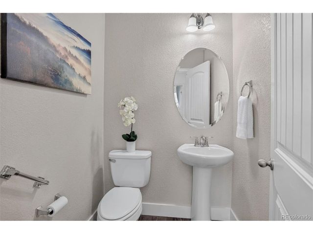 23579 E Swallow Cir, Aurora, CO 80016