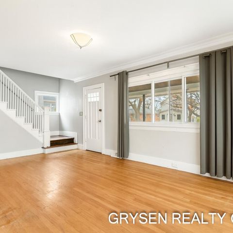 1107 Dayton Street SW, Grand Rapids, MI 49504