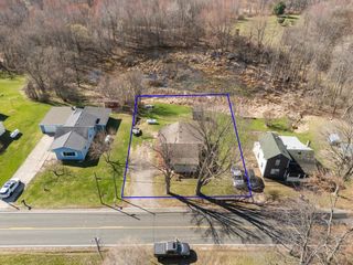 517 W Fenwick Road, Fenwick, MI 48834