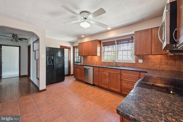 258 HOPEWELL RD, Medford, NJ 08055