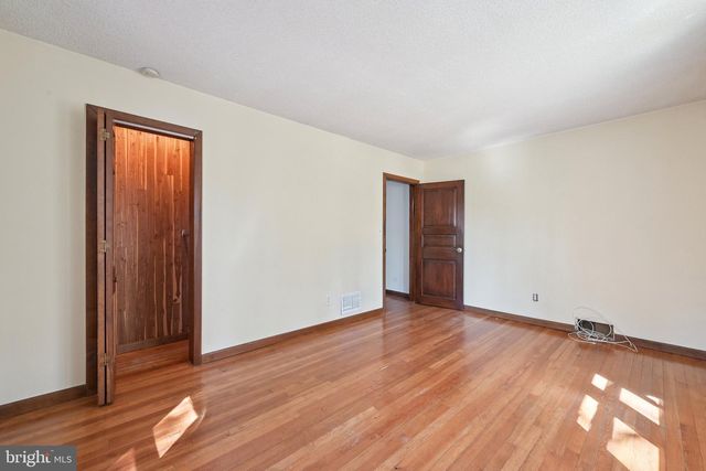 258 HOPEWELL RD, Medford, NJ 08055