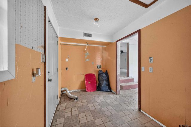 295 CR 3540, Hawkins, TX 75765