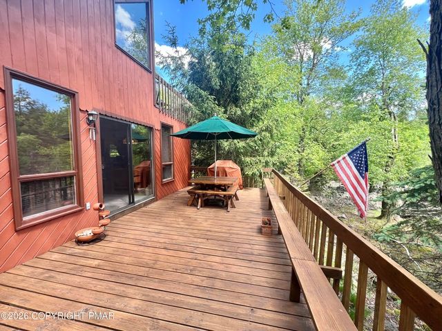 15 Chalet Court, Kidder Twp, PA 18624