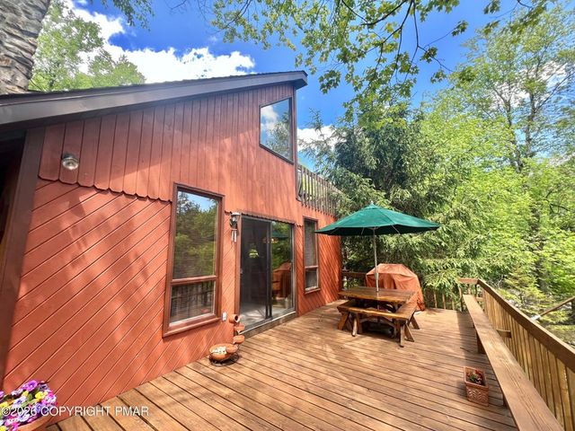 15 Chalet Court, Kidder Twp, PA 18624