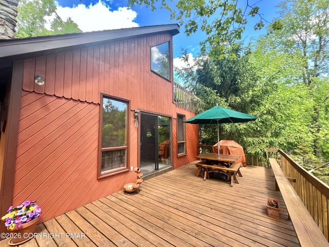 15 Chalet Court, Kidder Twp, PA 18624