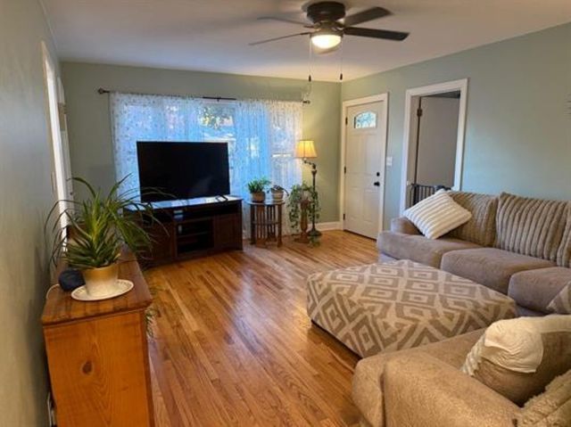 6320 John Street, Loves Park, IL 61111