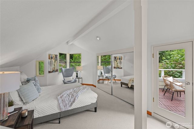 8526 E Mercer Way, Mercer Island, WA 98040