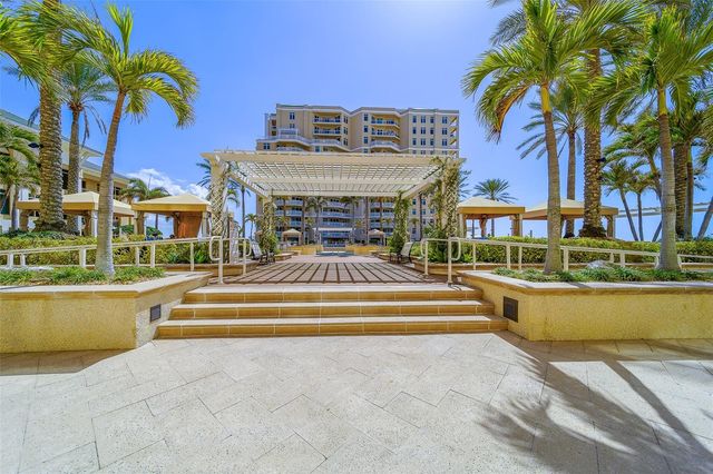 11 BAYMONT STREET 1109, Clearwater Beach, FL 33767