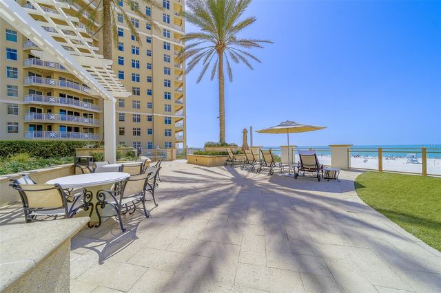 11 BAYMONT STREET 1109, Clearwater Beach, FL 33767